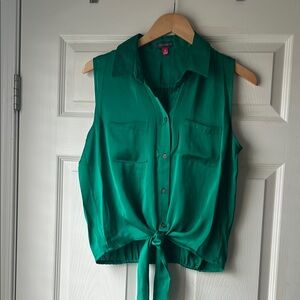 Sleeveless Vince Camuto Button Up Blouse